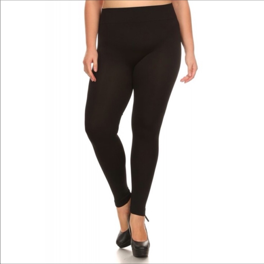 ❤️Plus size solid leggings❤️ - Picture 1 of 5